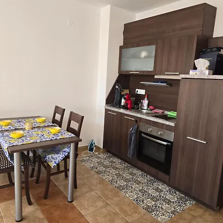 хелиос 公寓 *